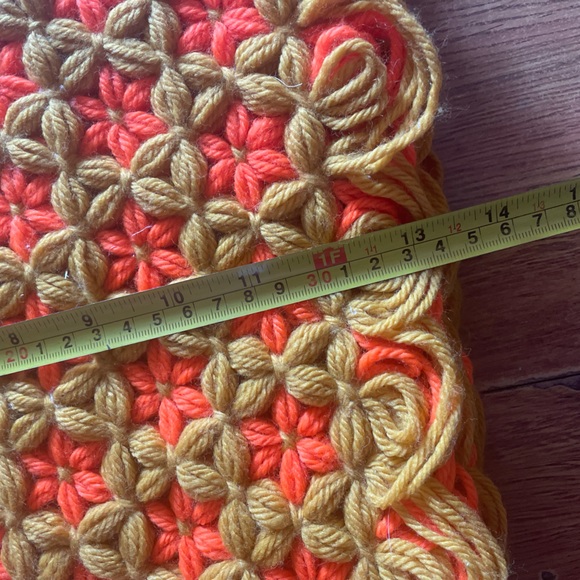 Vintage Retro Handmade Crocheted Hot Pads, Set of 4 - Picture 4 of 5